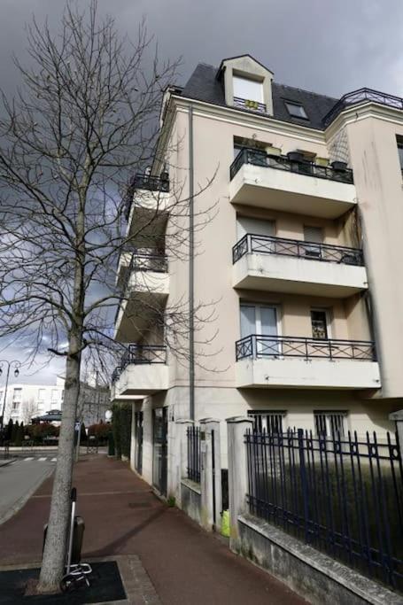 Duplex Art Place, Olympics 2024 Les Clayes-Sous-Bois Екстериор снимка