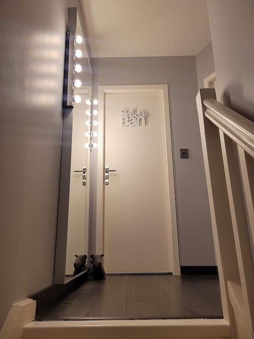 Duplex Art Place, Olympics 2024 Les Clayes-Sous-Bois Екстериор снимка